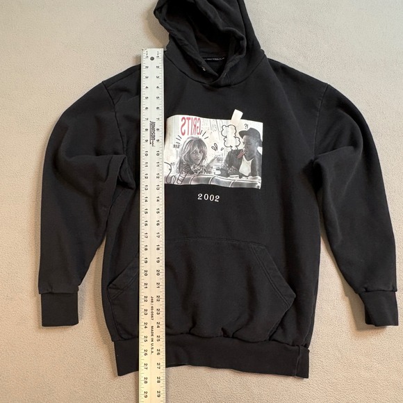 Throwback 2002 Beyonce Jay Z Bonnie and Clyde Graphic Black Hoodie Unisex small - Picture 8 of 9